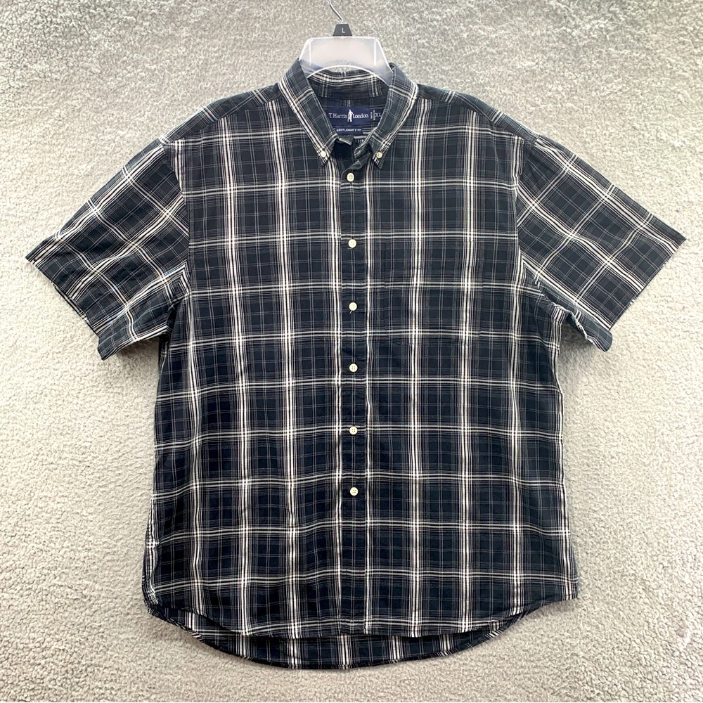 T.Harris London Gentlemen’s Fit Men Black Plaid Short Sleeve Button Up Shirt XL